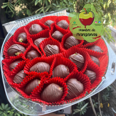 Fresas Cubiertas de Chocolate 12 Pzs.