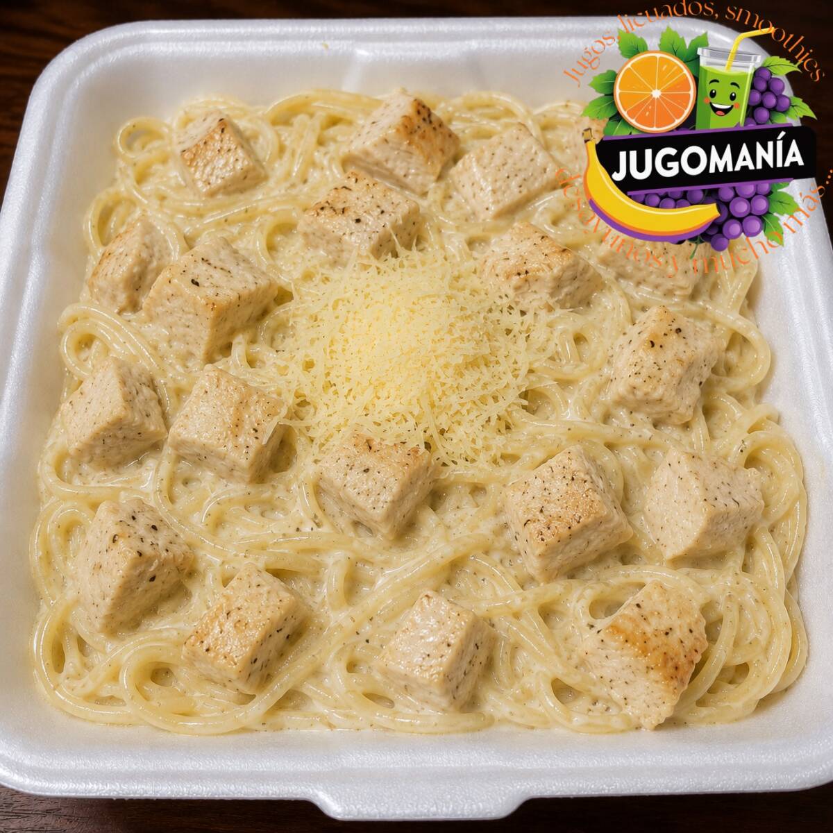 Pasta Alfredo con Pollo