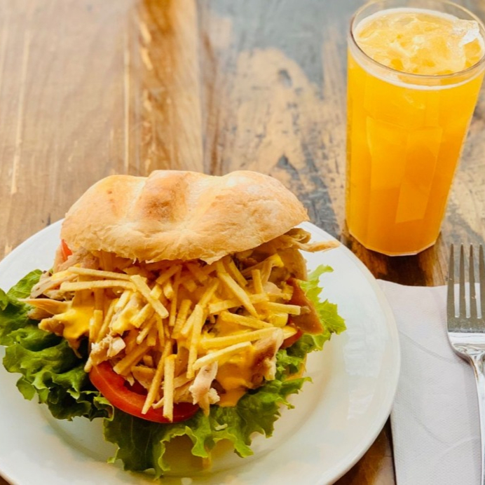 Jugo y Sandwich