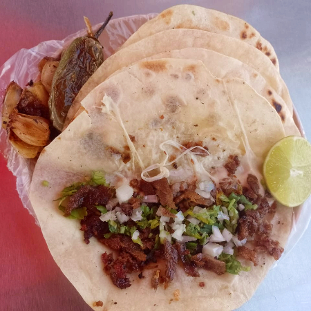 Quesadilla Harina Con Bistec
