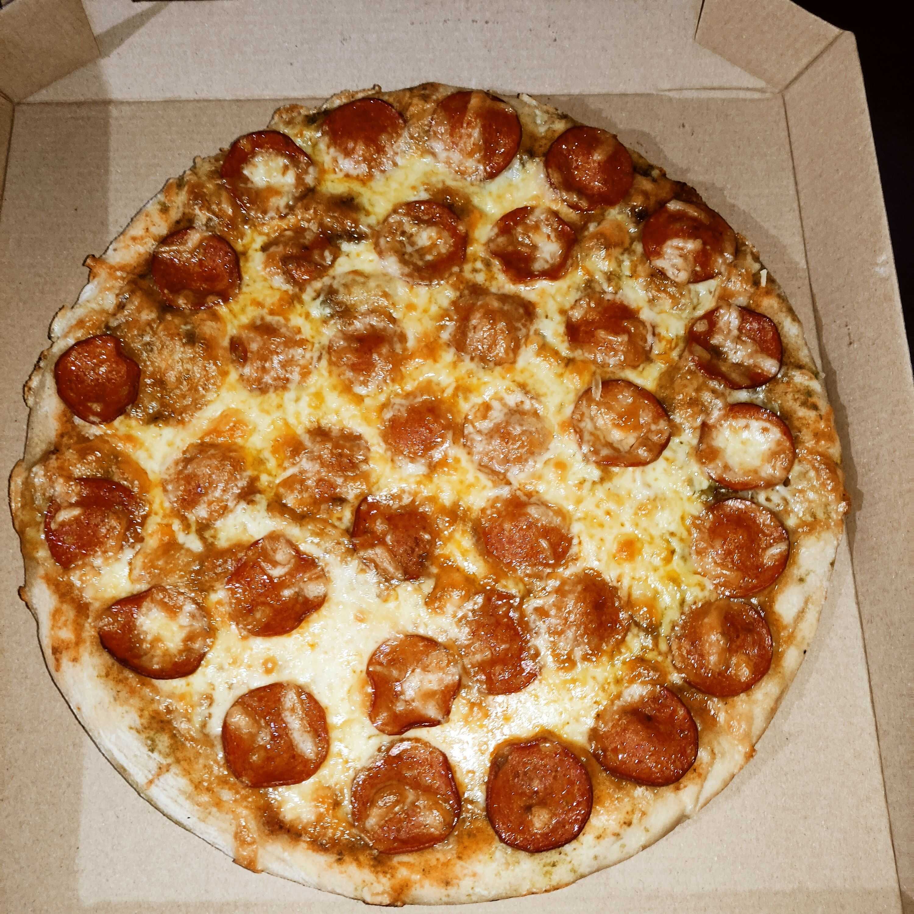 Pizza Familiar Pepperoni + Coca Cola 600 Ml