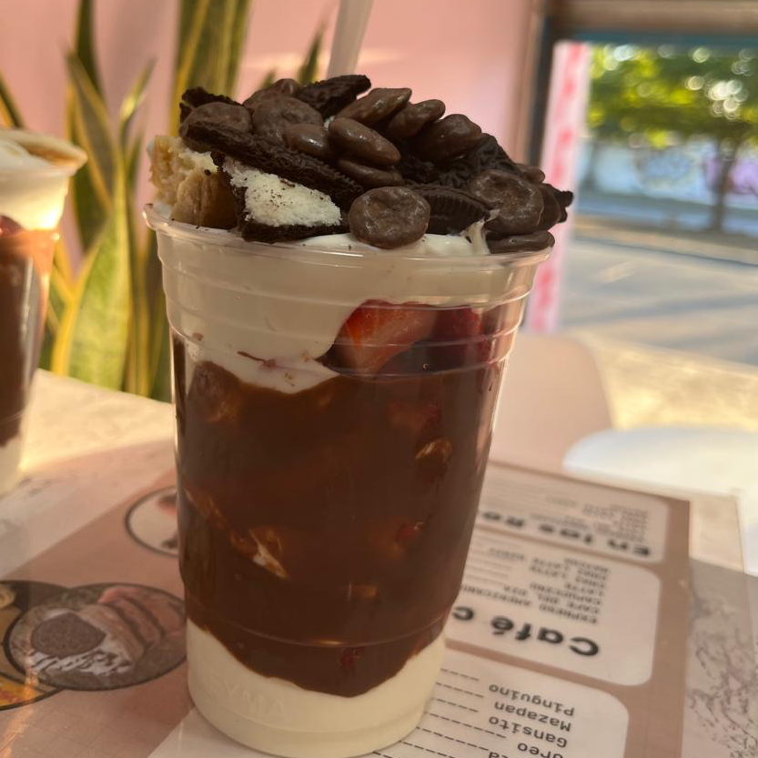 Fresas con Crema (1/2 Litro)