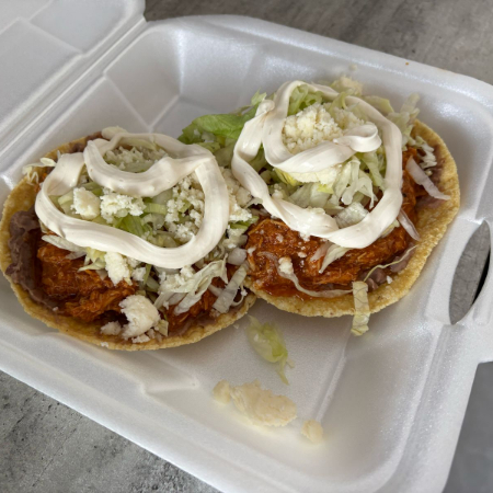 Tostada Tinga De Pollo