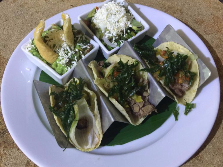 TACOS DE LENGUA DE RES