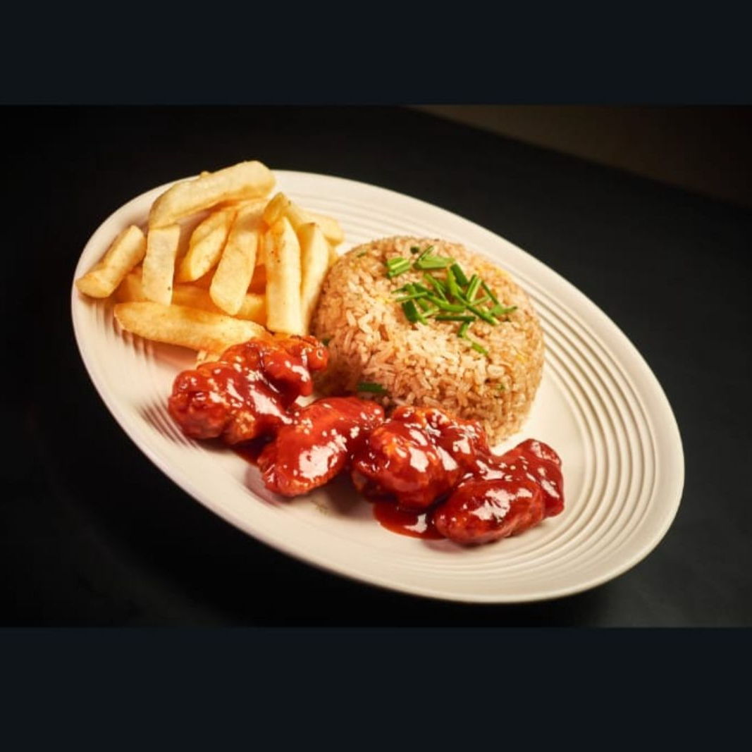 Mostrito con Alitas a la BBQ