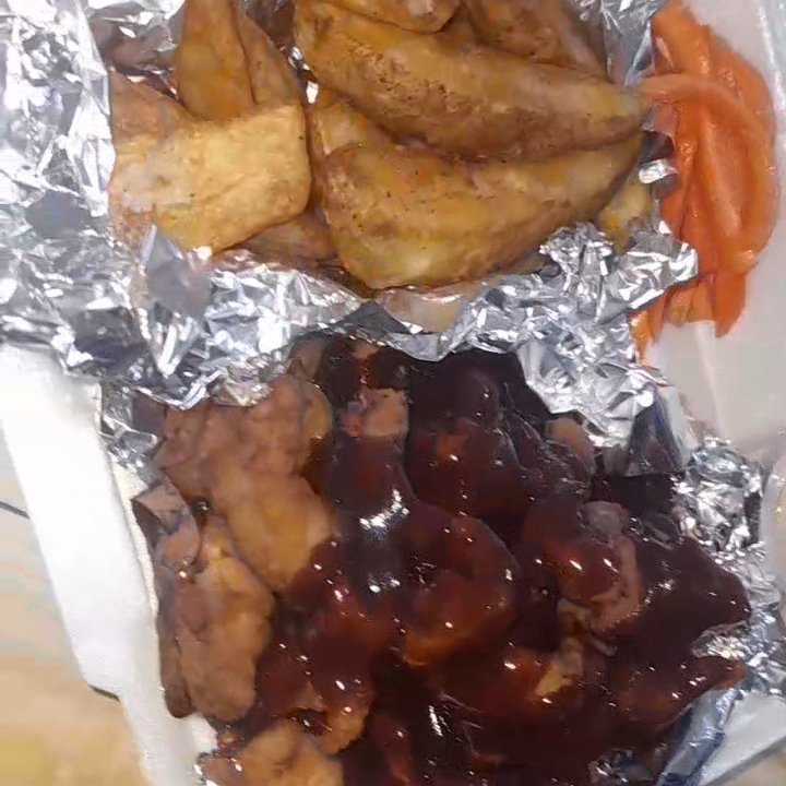 Boneless Más Papas