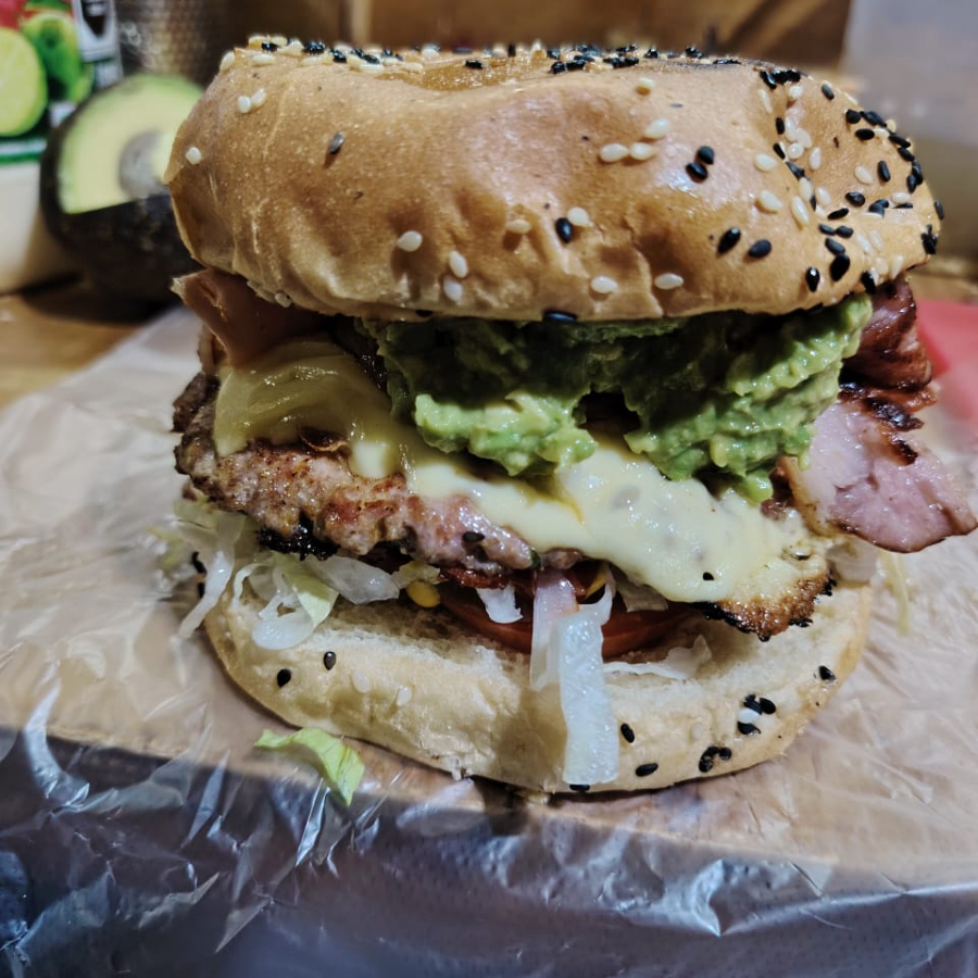 Hamburguesa Aguacatosa.