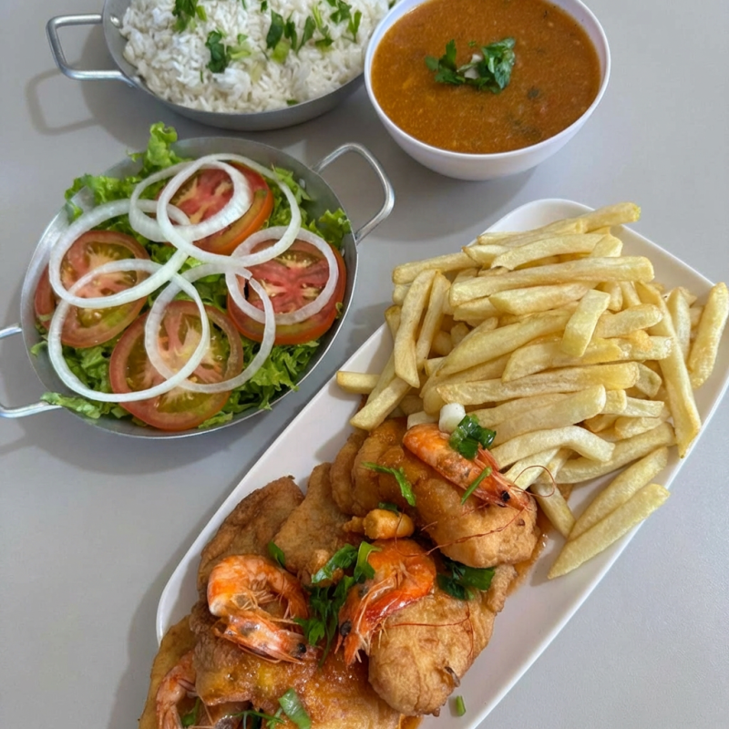 4 files molho de camarão, arroz, pirão e salada
