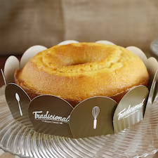 Bolo de fubá fresquinho, feito com ingredientes selecionados e pedacinhos de goiabada para deixar nosso clássico ainda mais gostoso!
*Foto ilustrativa*
Alérgicos: contém ovos e derivados de trigo e soja . Contém lactose. Contém glúten
#caseiro#bolo#bolodefubácomgoiabada
(850g)