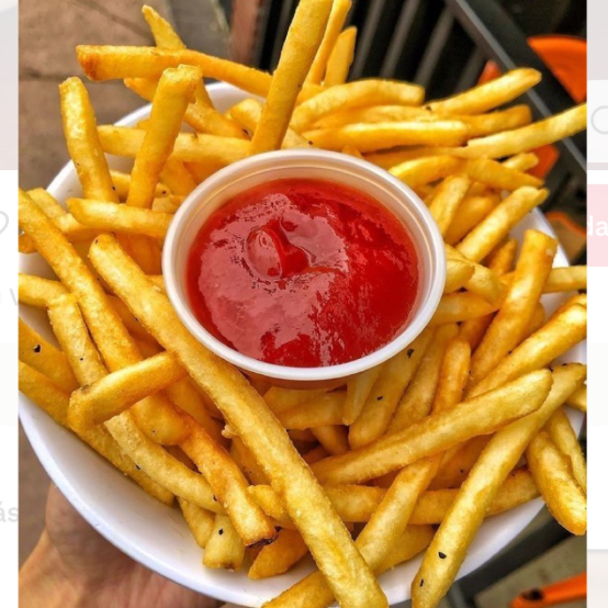 LAS DE LA BANQUETA (PAPAS A LA FRANCESA)