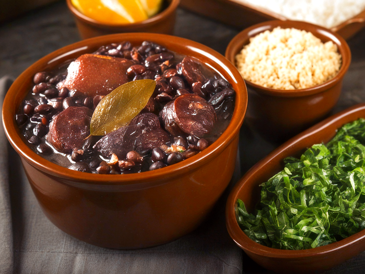 Feijoada C 30% De Desconto Marmitaria Almoço Executivo Bom E Barato