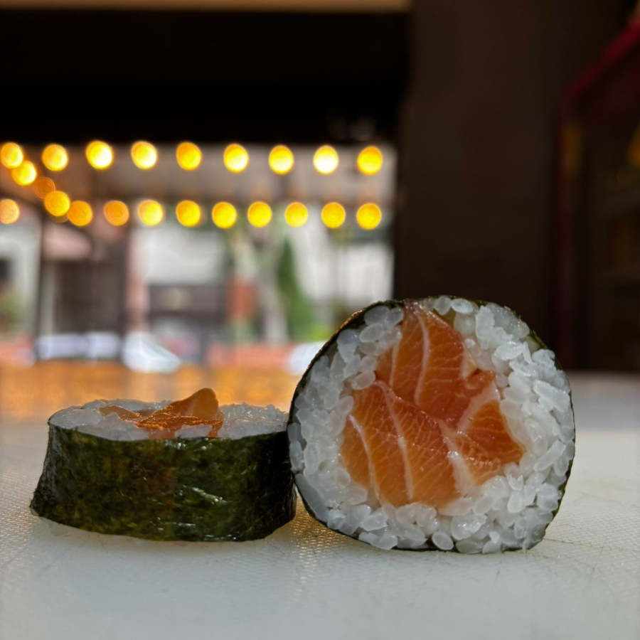 Salmón Hosomaki