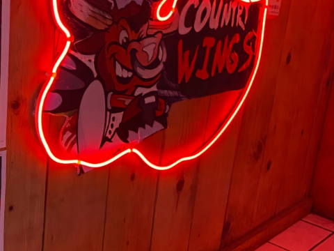 LA COUNTRY WINGS