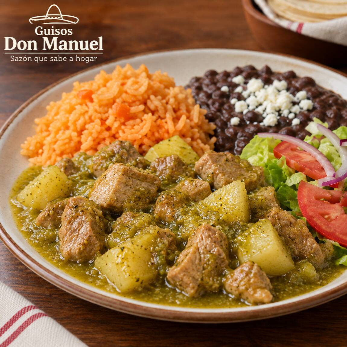 Cerdo en Salsa Verde con Papas