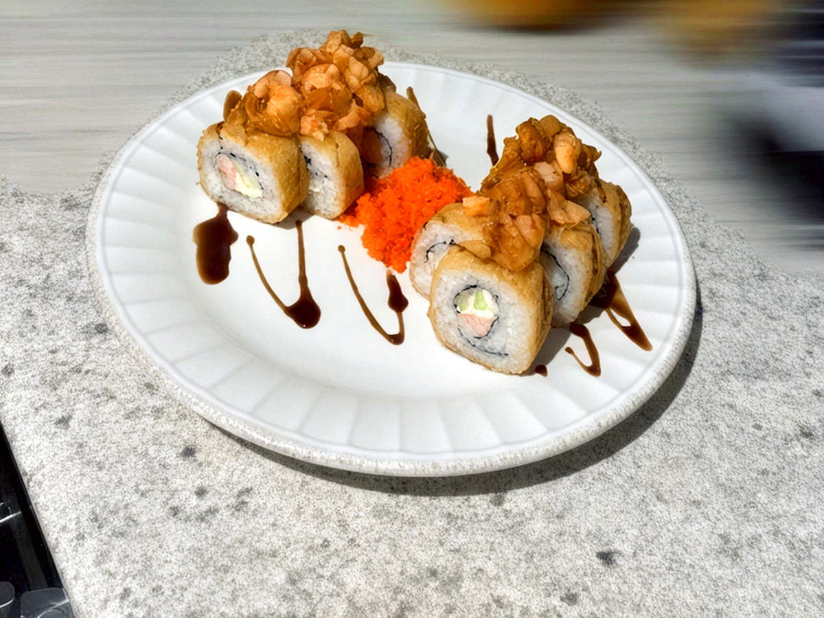 SAKURA SUSHI