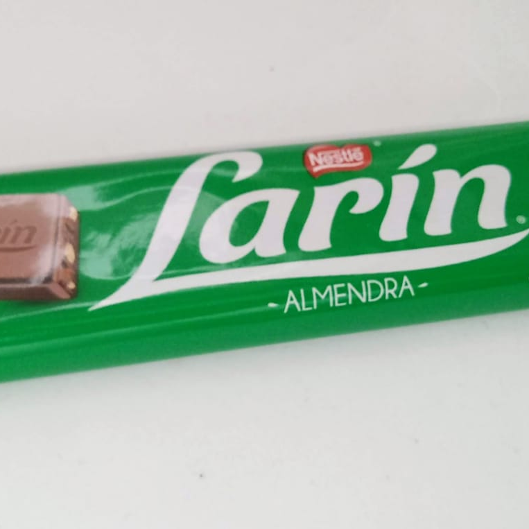 Larin Almendra