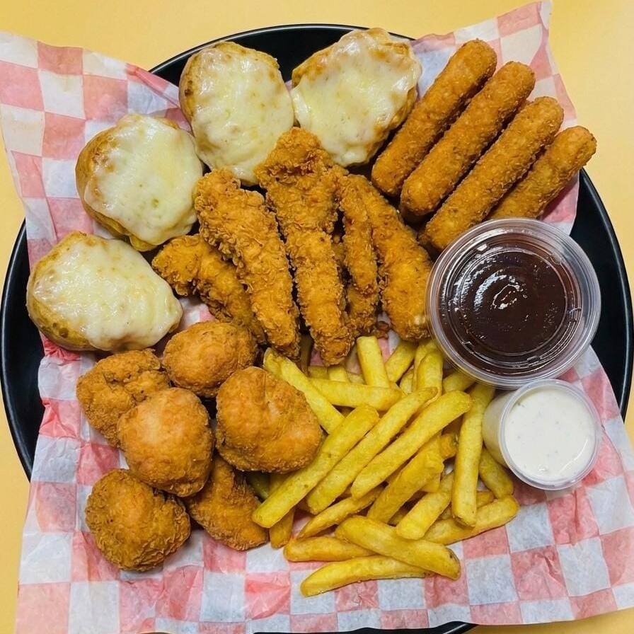 Combo Mega Club