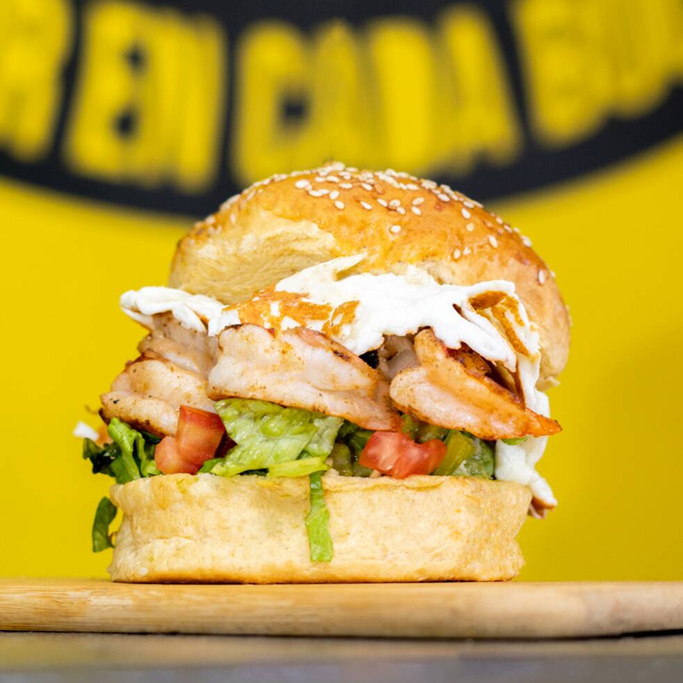 HAMBURGUESA DE DELICAMARÓN
