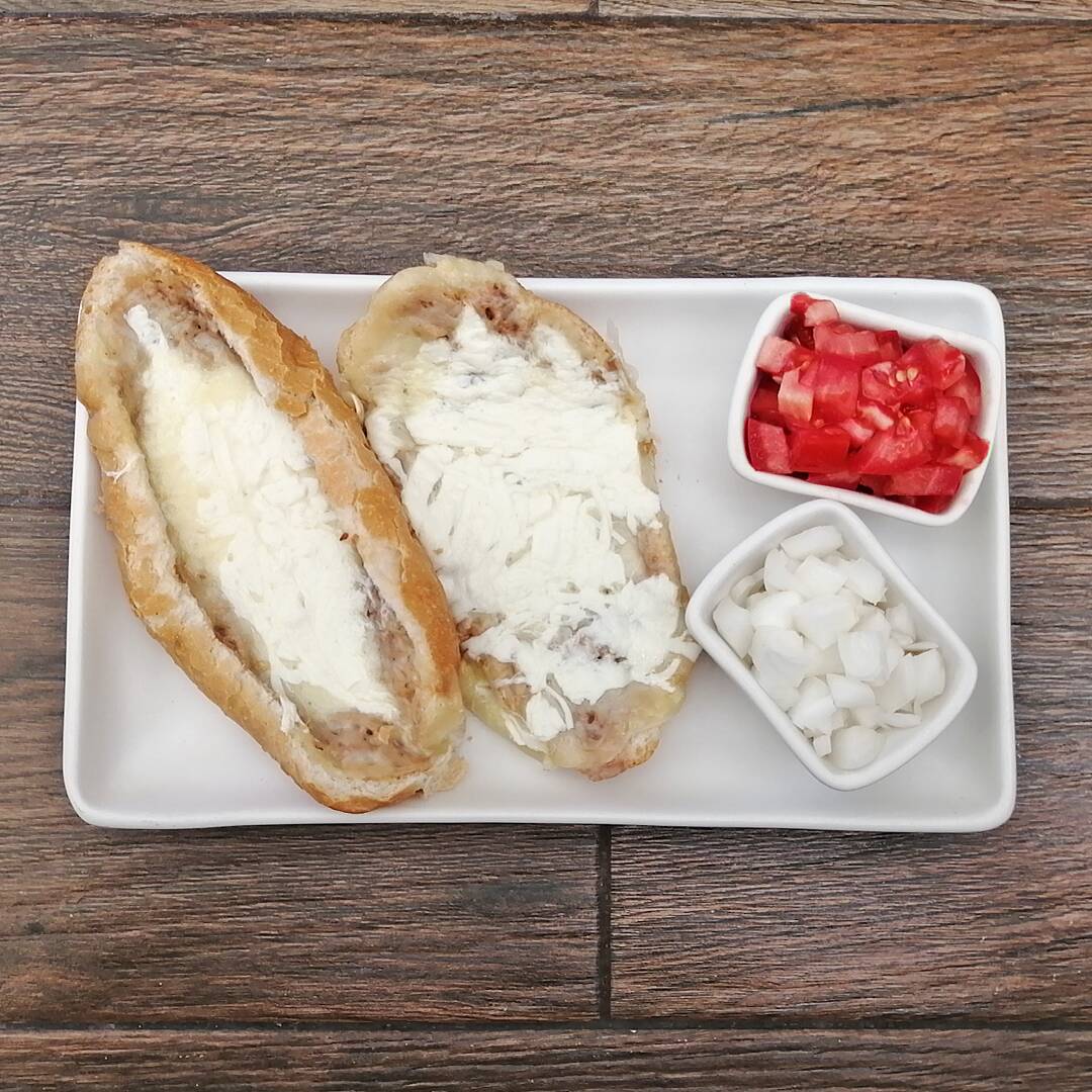 Molletes con Jamón