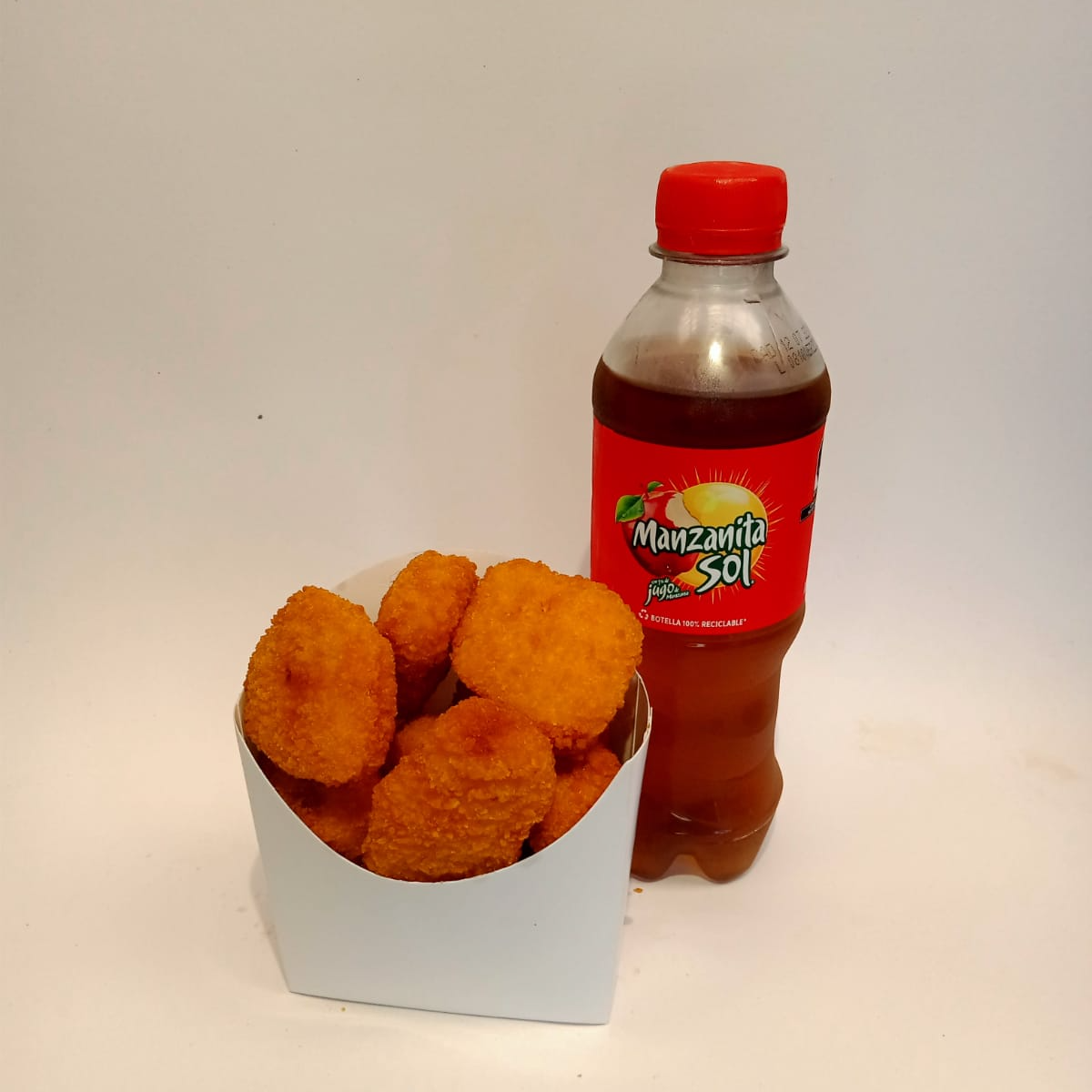 COMBO Nuggets, 1 Refresco