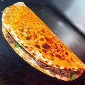 quesa-birria la de 25cm + agua del día