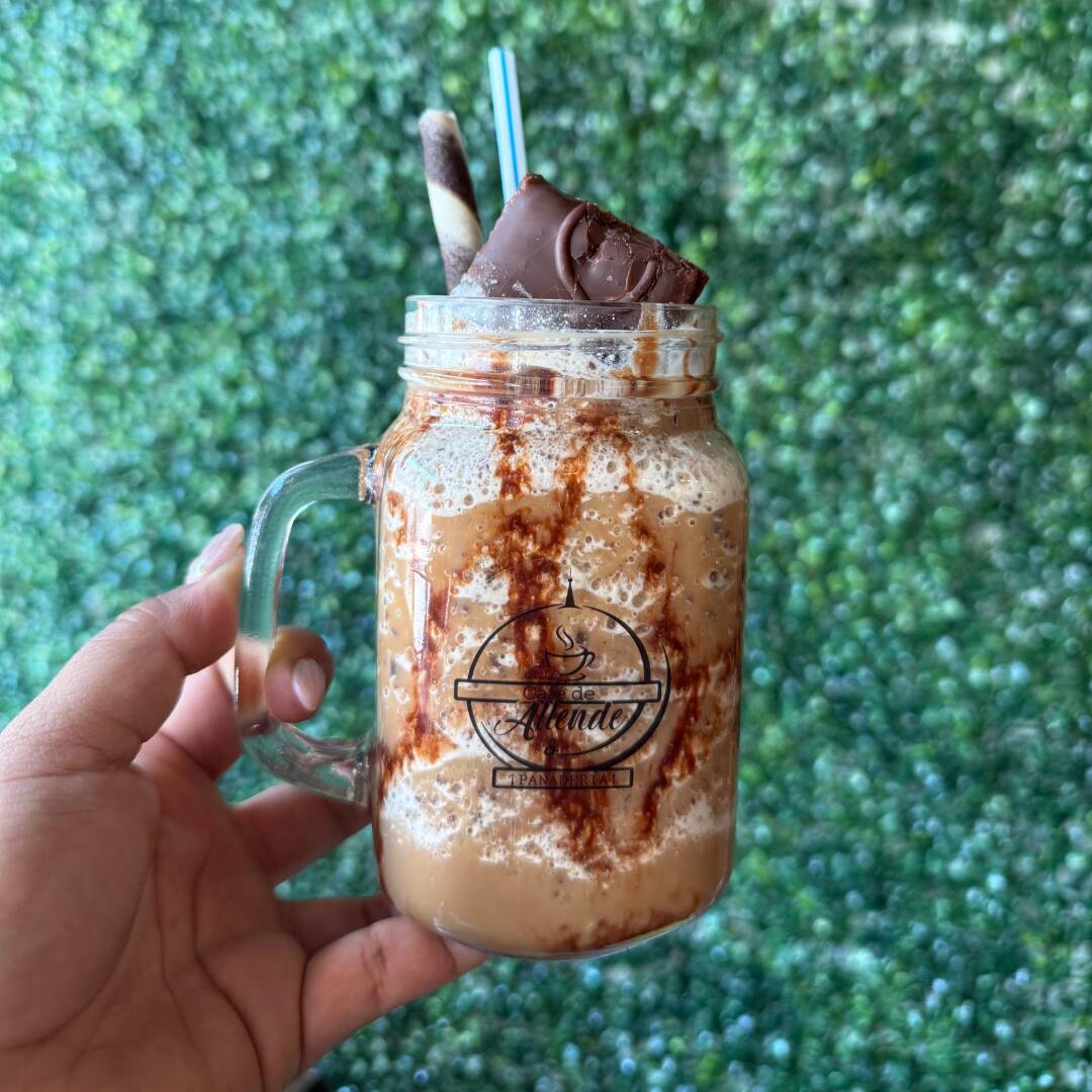 Frappe kinder delice
