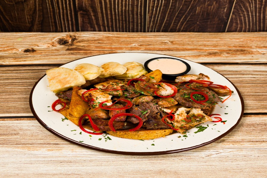 PICADA LA QUE TIENE TODO