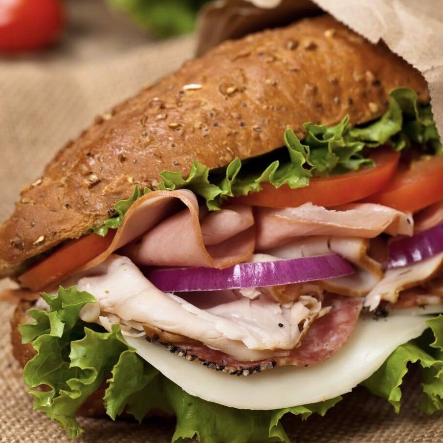Combo Sándwich Italiano + Papa +Bebida