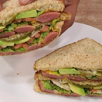 Sandwich de Salchicha