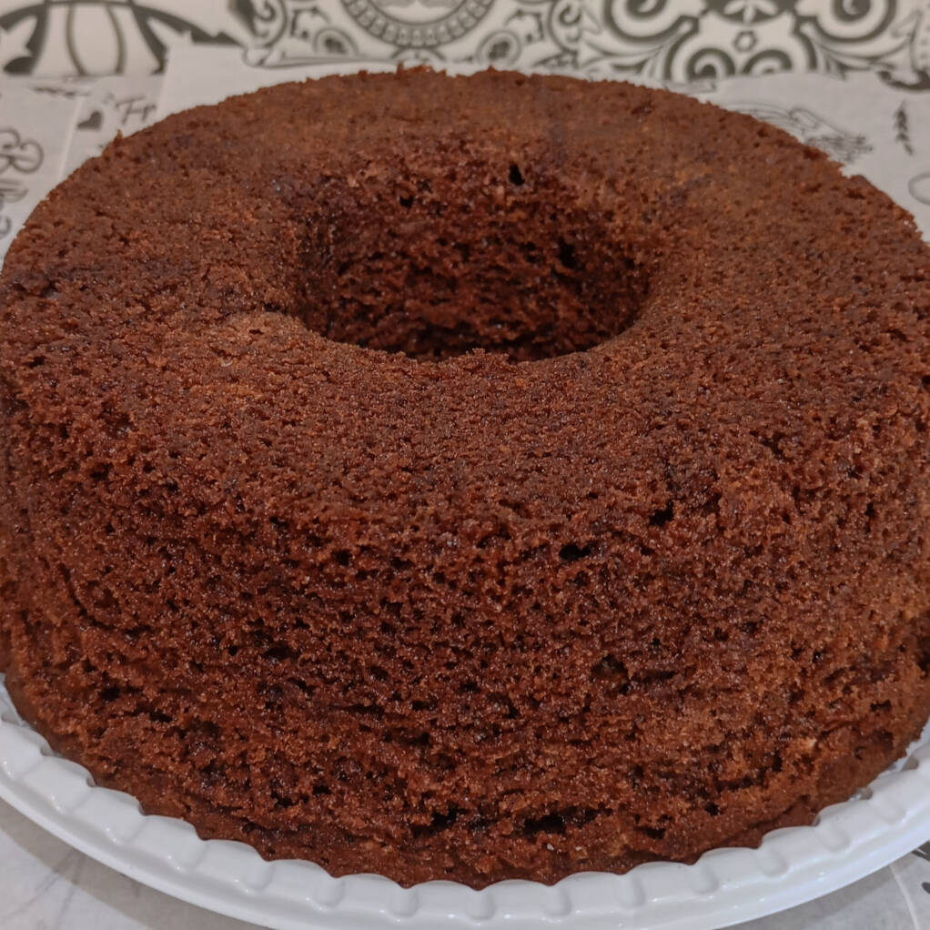 farinha de trigo extra calra, margarina, ovos, cacau, leite integral, fermento químico, açúcar refinado.