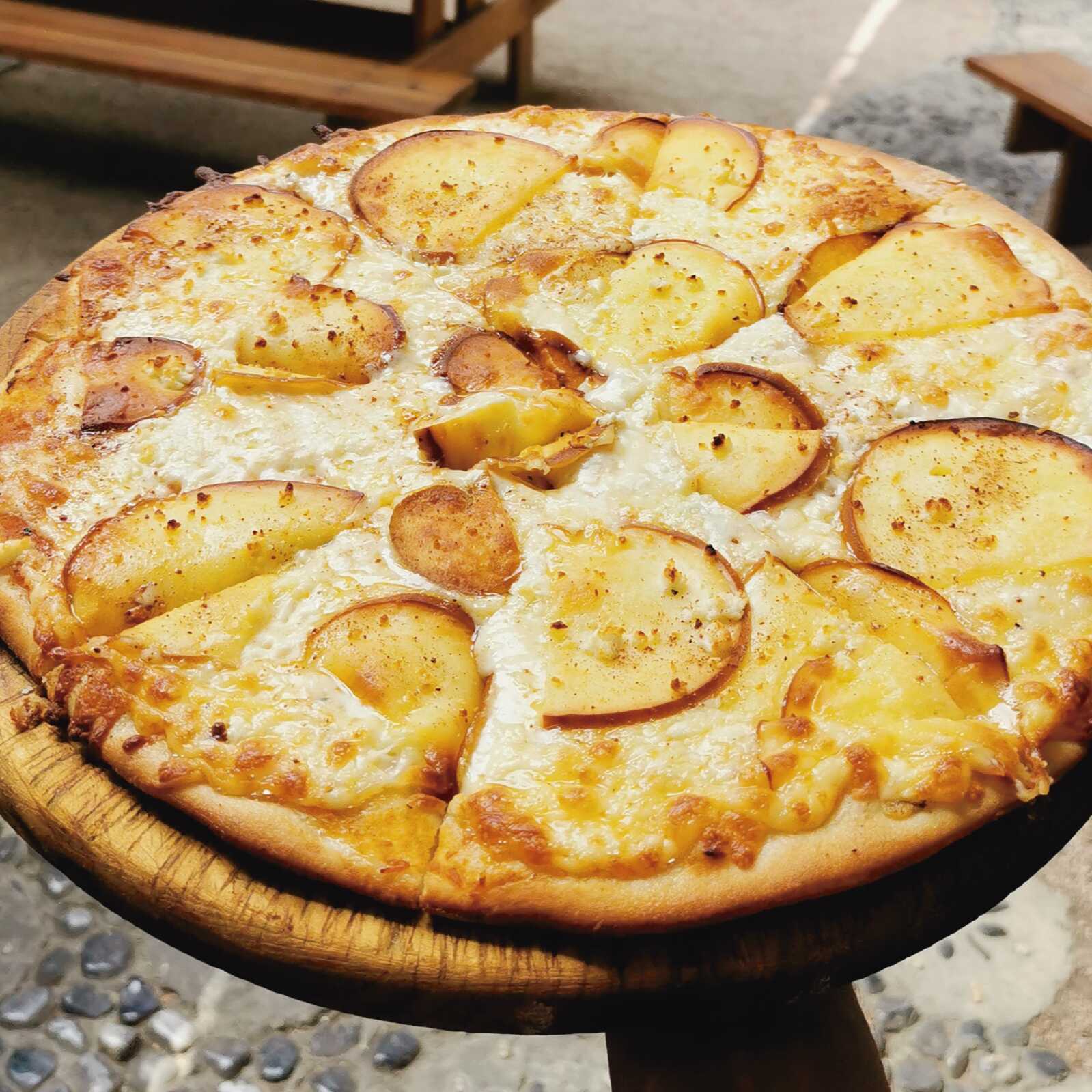 Pizza Cuatro Quesos