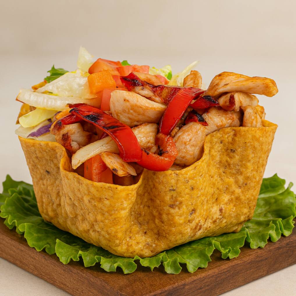Chalupa con Fajitas de Pollo