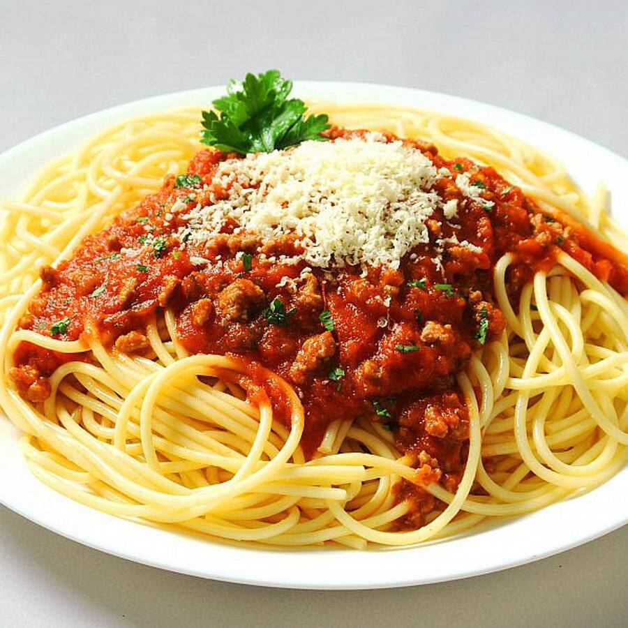 🍝 2 Platos de Fetuccini Bolognesa+4 Panes Pan Ajo