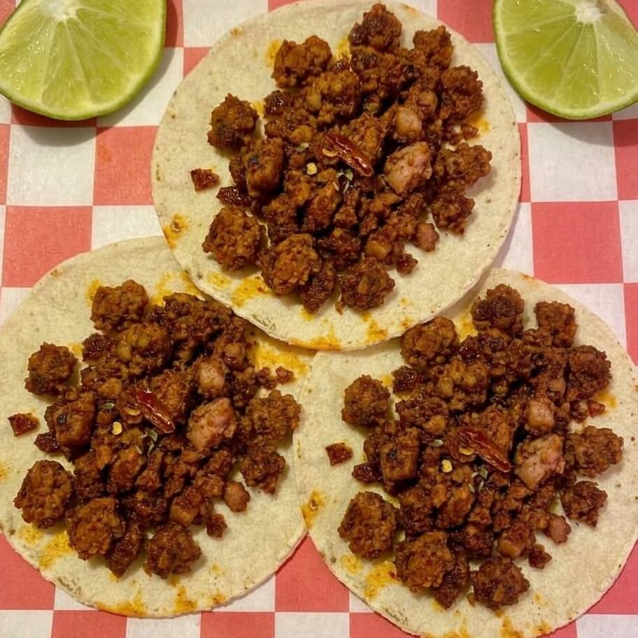 Orden con Tres Tacos de Longaniza
