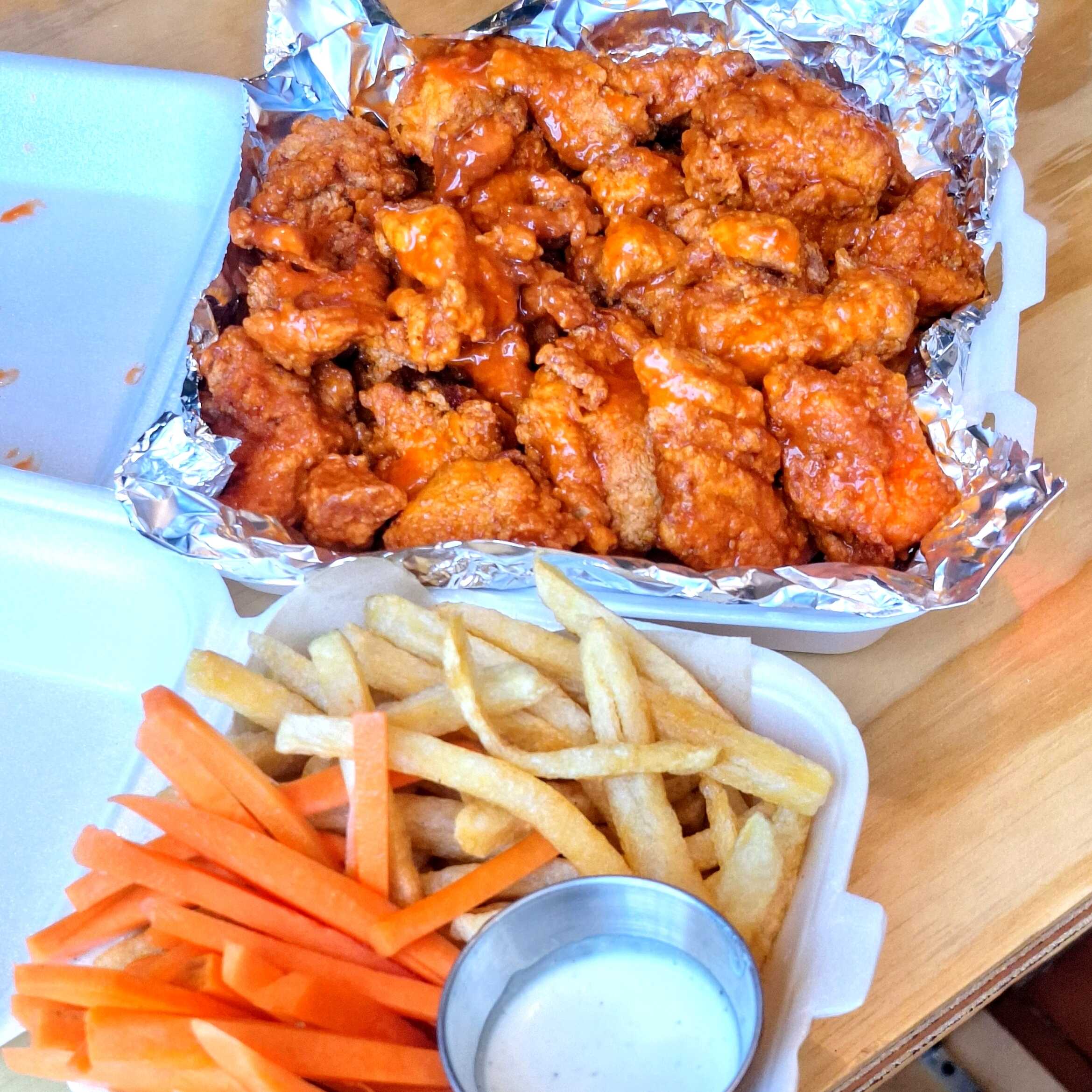 Boneless 1 Kg con Papas