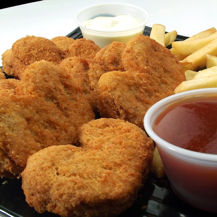 Nugget de Pollo con Papa Francesa