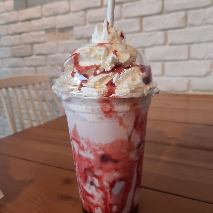 Frappe frutos rojos
