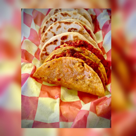 Taco de Frijol con Queso