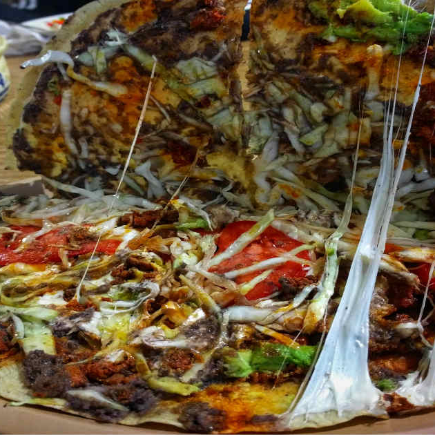 TLAYUDA CON PEPERONI Y TASAJO