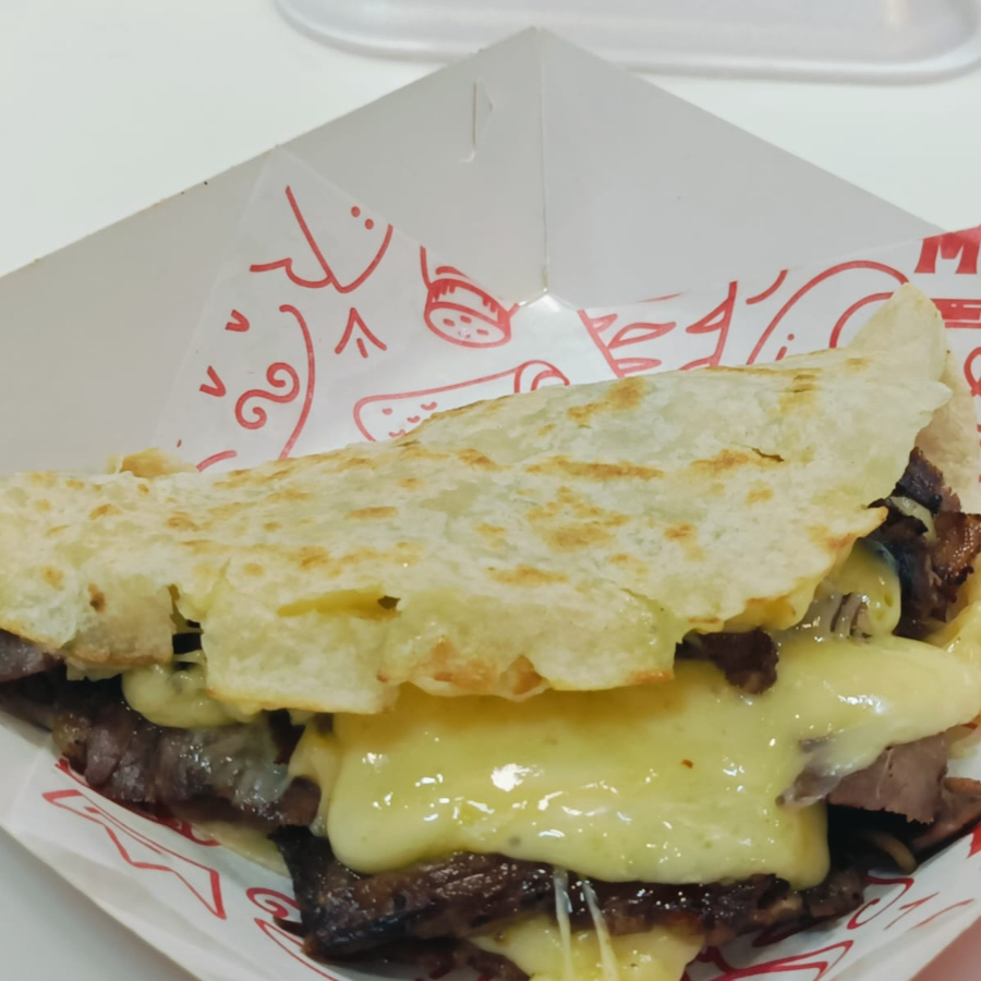 Gringa de SIRLOIN + 500 ML DE HORCHATA