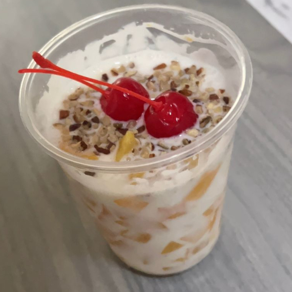 DURAZNOS EN AMIBAR CON CREMA