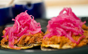Tostada de Cochinita PIBIL