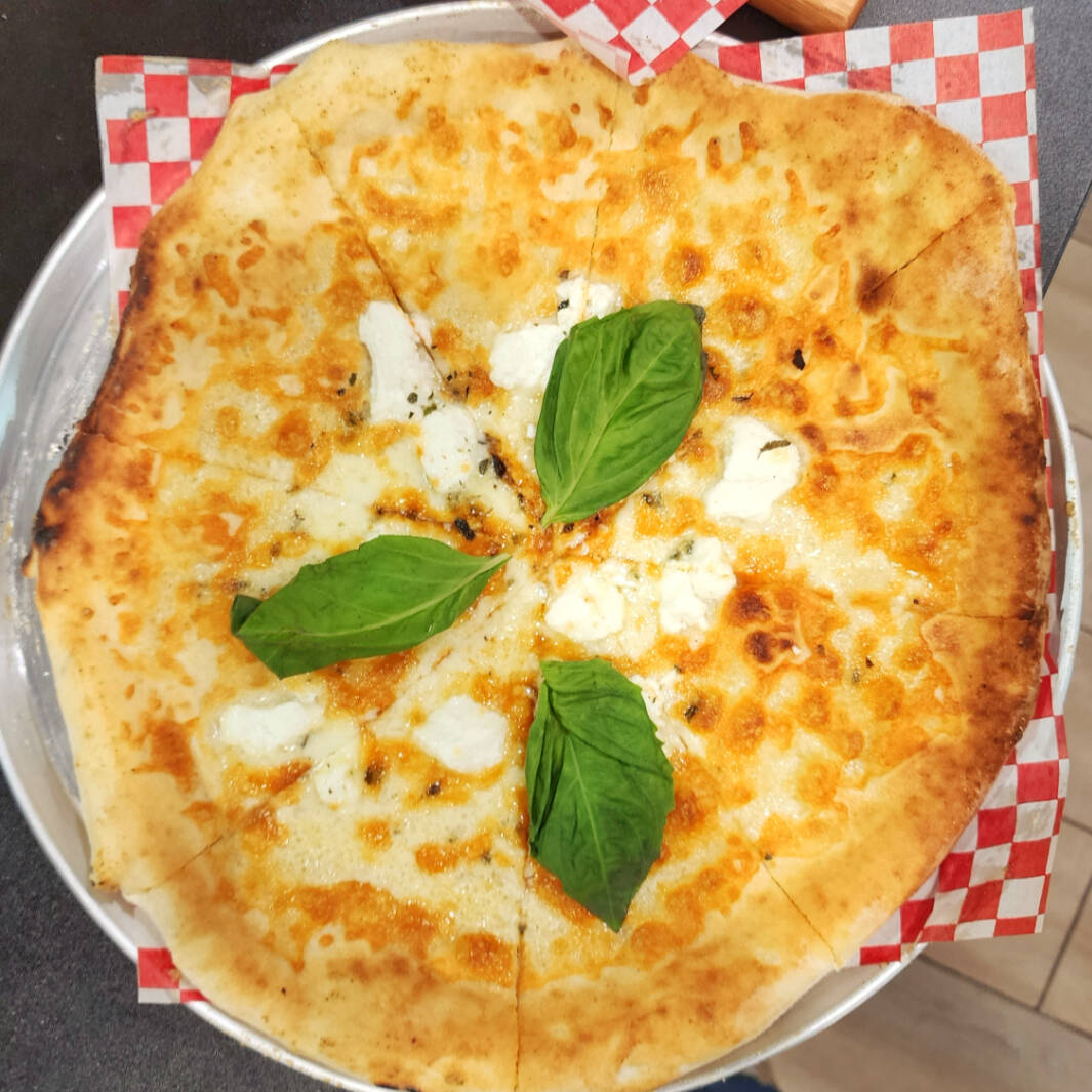 Pizza 14" Cheesy