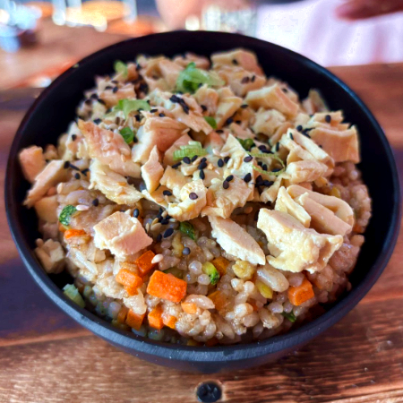 Yakimeshi De Pollo