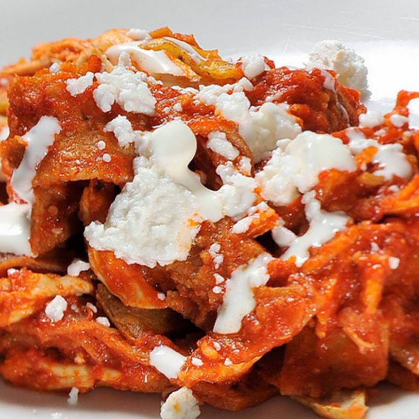 Chilaquiles Rojos Tradicionales