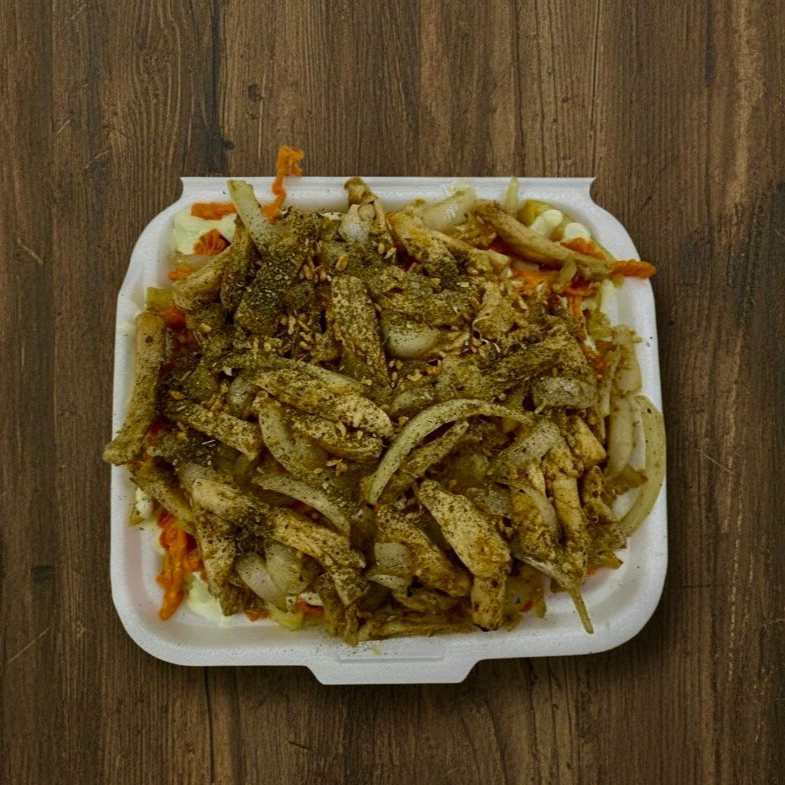 Batata frita, oregano, alho torado, cheddar e requeijao