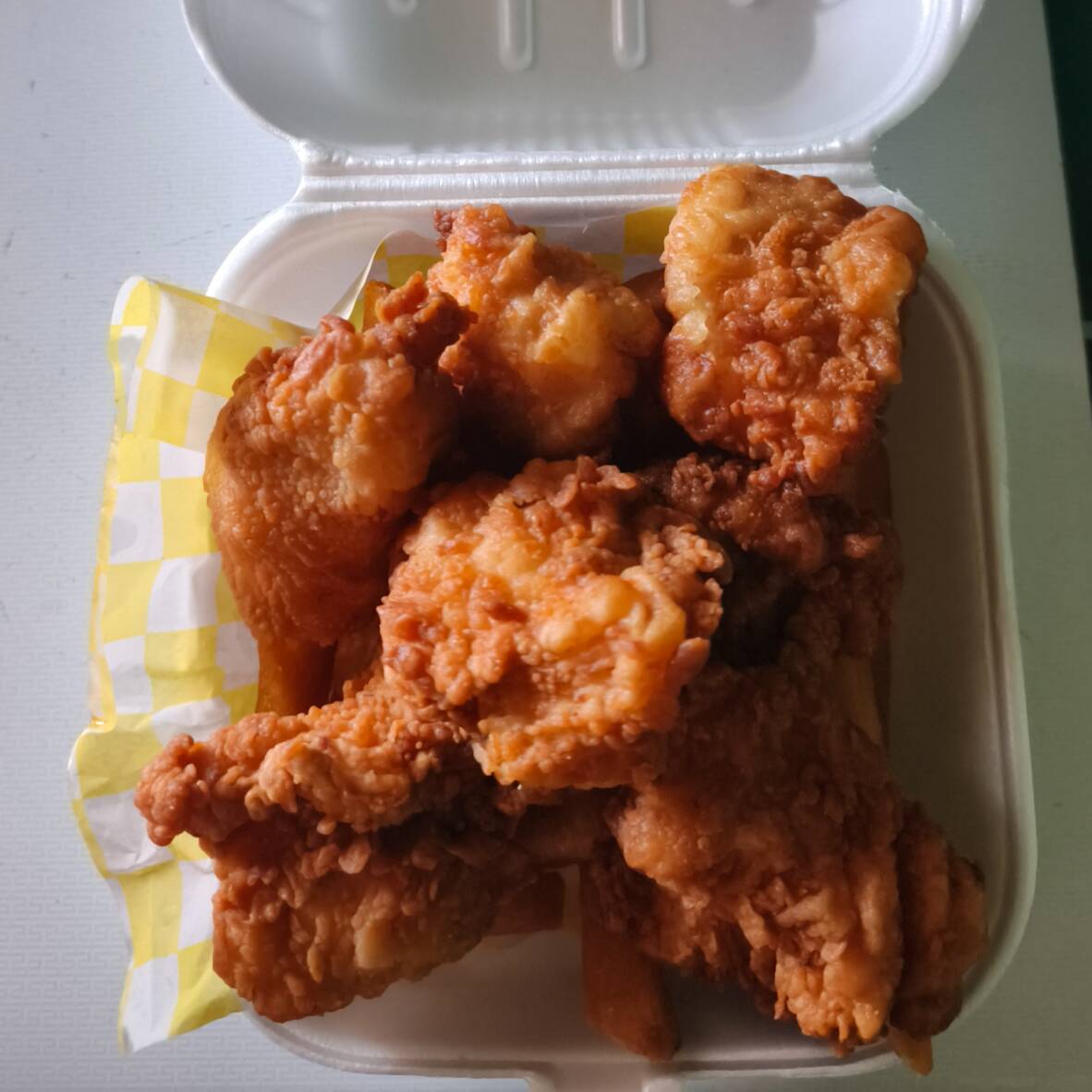 Boneless 12 piezas.