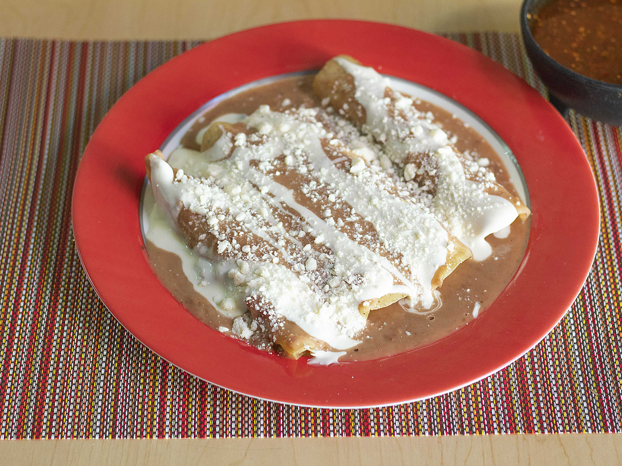 Combo Enfrijoladas + Agua Fresca