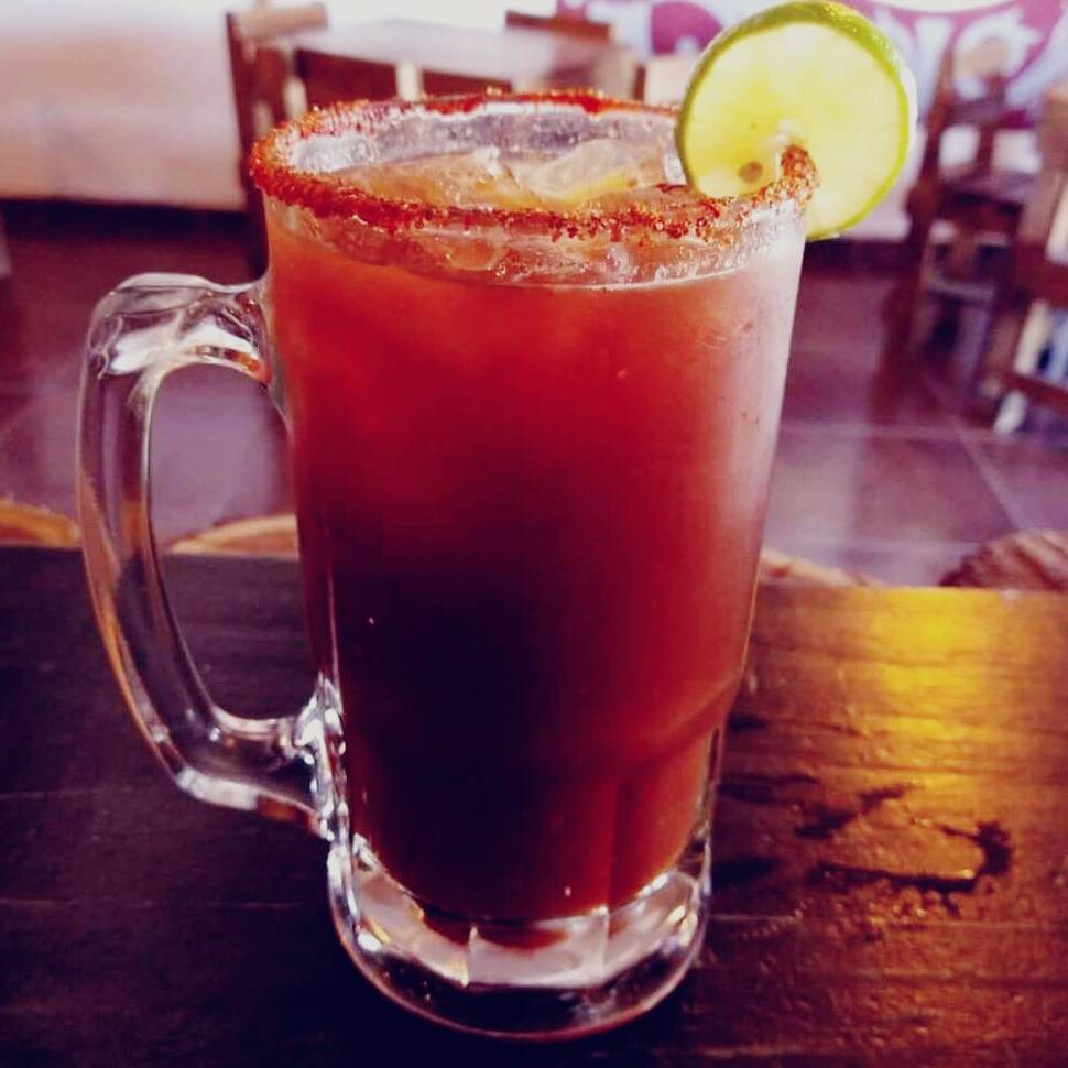 Michelada con Clamato 1 Lt