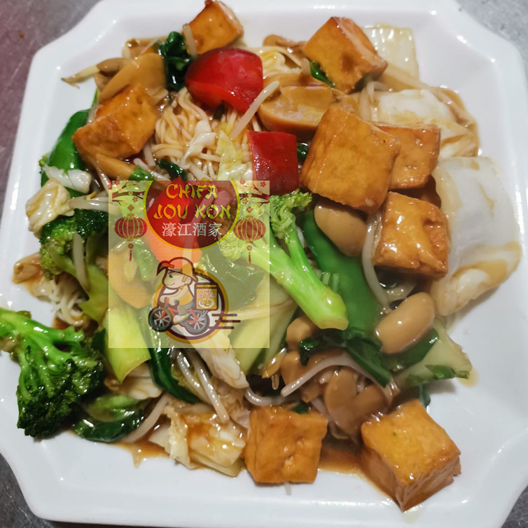 Tallarín con Tofu